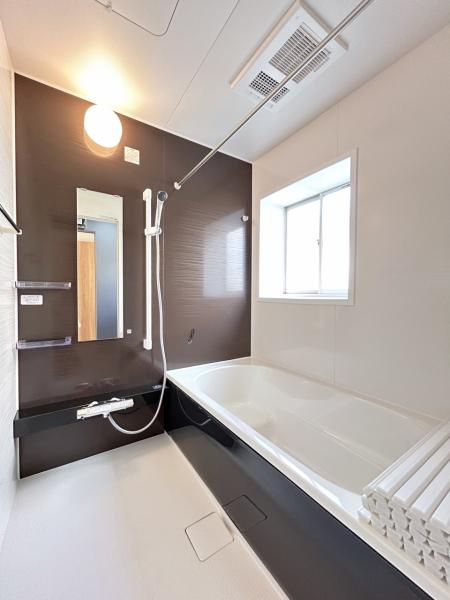 宇都宮市松風台　４ＬＤＫ　中古住宅の浴室