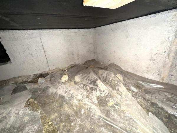 宇都宮市立伏町　５ＬＤＫ　中古住宅の駐車場