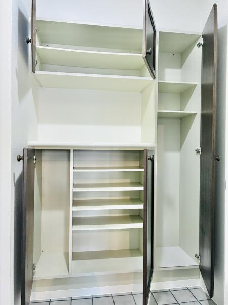 シティハイツ根津の居間・リビング