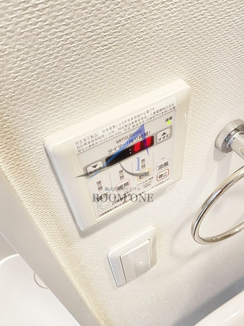 ＡＸＩＳ　ＣＯＵＲＴ　ＫＯＥＮＪＩ