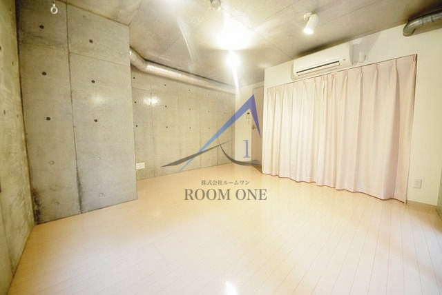 中野ｎｉｎｅ’ｓ　ｃｏｒｅの居間・リビング|洋室のお部屋です。