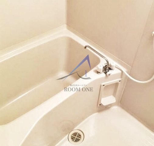 中野ｎｉｎｅ’ｓ　ｃｏｒｅの浴室|お風呂です。