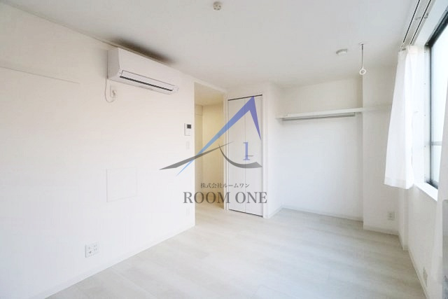 朝日ビルの居間・リビング|洋室のお部屋です。