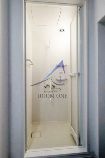 朝日ビルの浴室|シャワールームです。