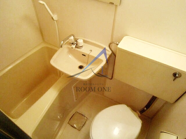 ルミエール中野の浴室|お風呂です。