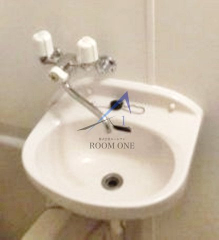 外苑フラットの洗面所|洗面台です。