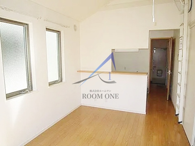 ソレーユ雑司が谷の居間・リビング|洋室のお部屋です。