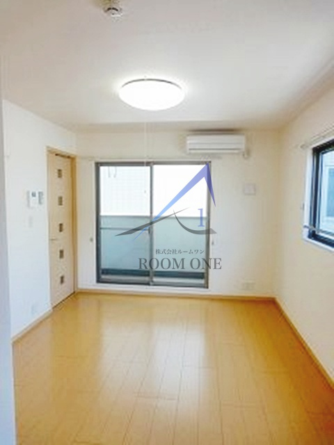 ルートの寝室|寝室です。