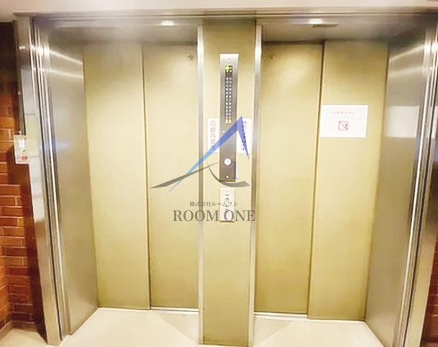 五反田ダイヤモンドマンションのその他共用部分|エレベーターです。