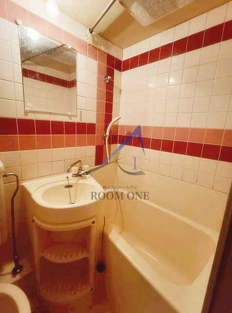 ハイシティ南青山の浴室|お風呂です。