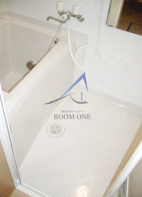 ネスト鳥羽の浴室|お風呂です。