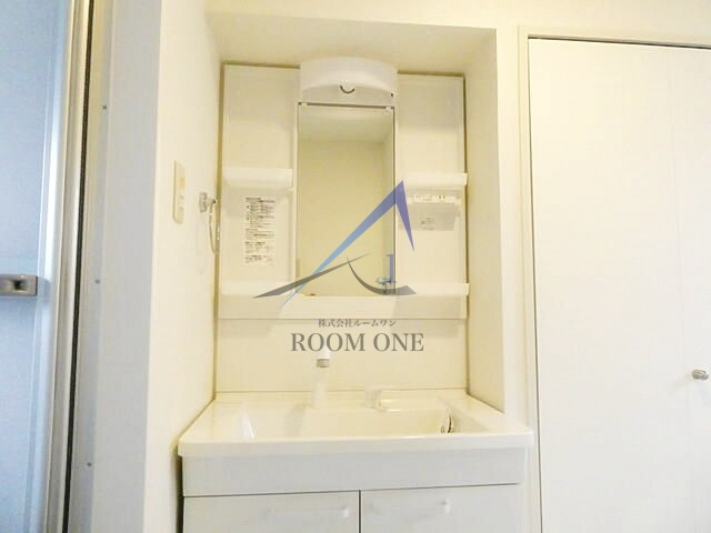 ヴィラ西小山の洗面所|洗面台です。