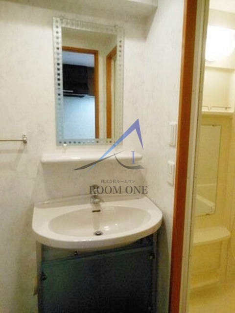 ガラ・ステージ芝公園駅前の洗面所|洗面台です。