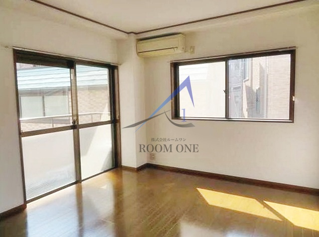 グレースパレスの居間・リビング|洋室のお部屋です。