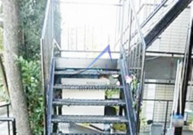 ニュープリンスのその他共用部分|共用階段です。