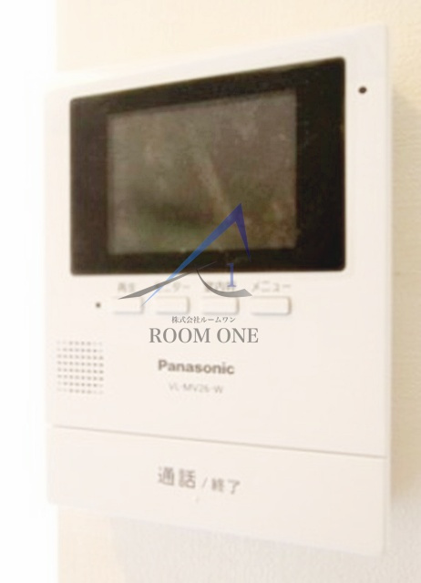 Ｂｌａｎｃ　Ｃｏｕｌｅｕｒのセキュリティ|モニター付きインターホンです。