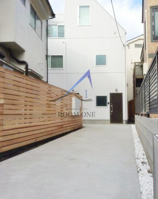 Ｂｌａｎｃ　Ｃｏｕｌｅｕｒ