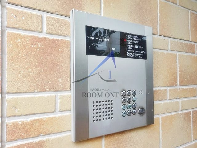 アーバンプレイス和泉Ａ棟のセキュリティ|オートロックです。