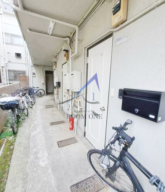 ＬＥＶＩＴＴのエントランス|エントランスです。