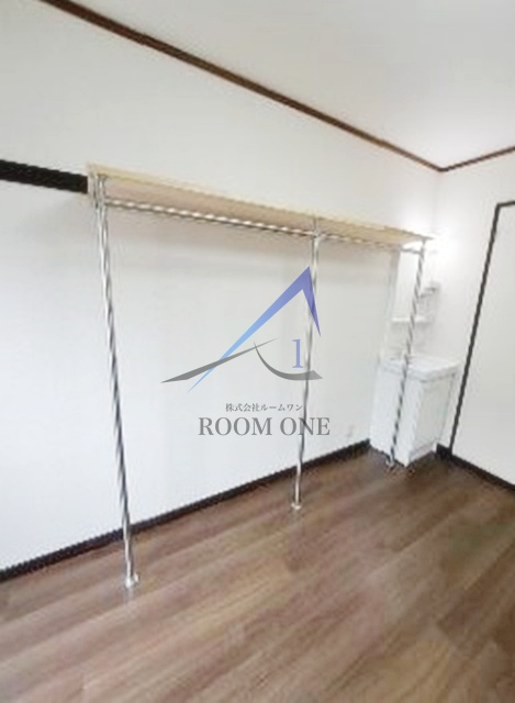 ＬＥＶＩＴＴの居間・リビング|洋室のお部屋です。