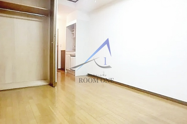 小石川ガーデンの居間・リビング|洋室のお部屋です。