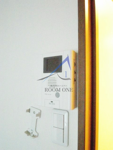 ソレイユ蔵前のセキュリティ|モニター付きインターホンです。