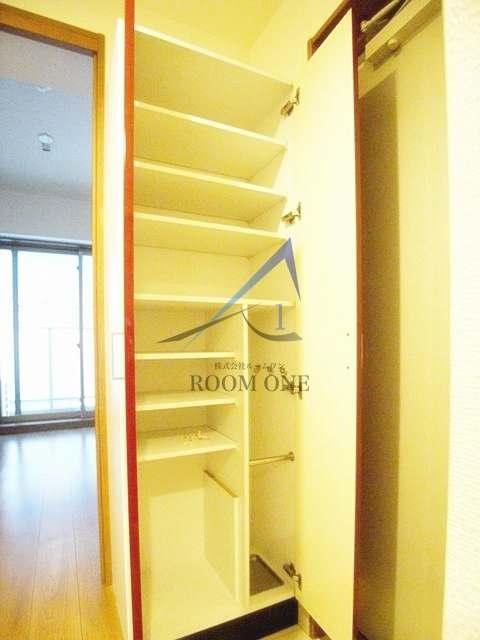 ソレイユ蔵前の収納