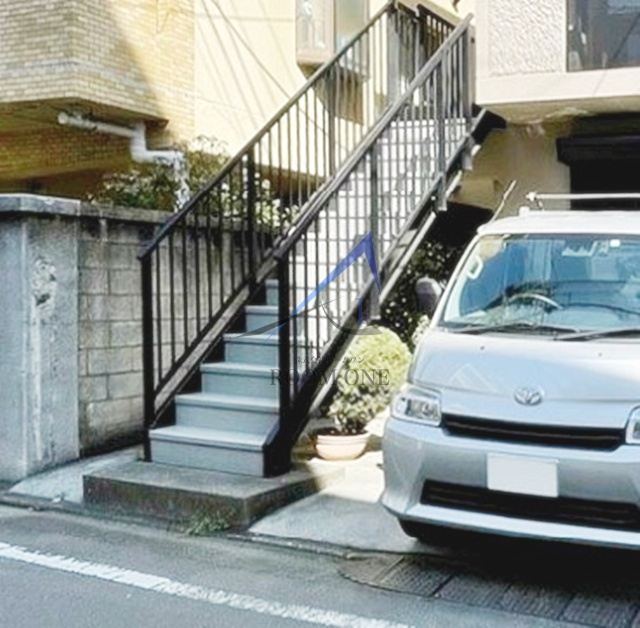 Ｓコートのエントランス|エントランスです。