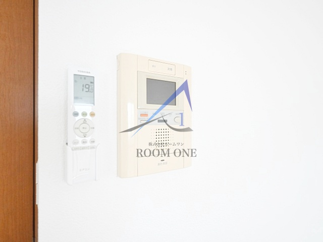 スカイコート大森第5の設備|モニター付きインターホンです。