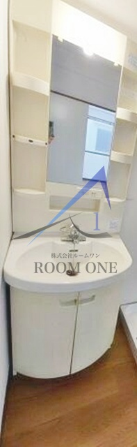 榎本マンションの洗面所|洗面台です。