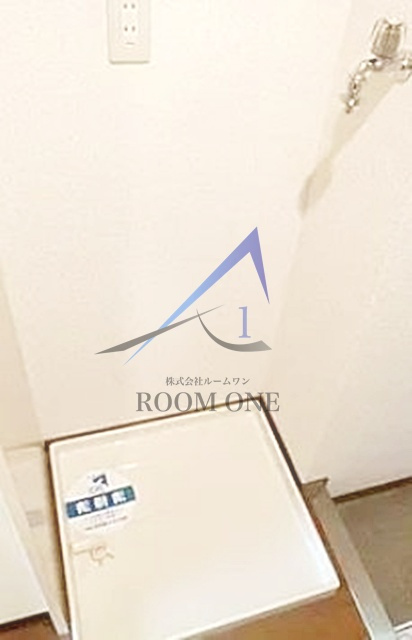 スカイコート駒場東大前の設備|洗濯機置場です。