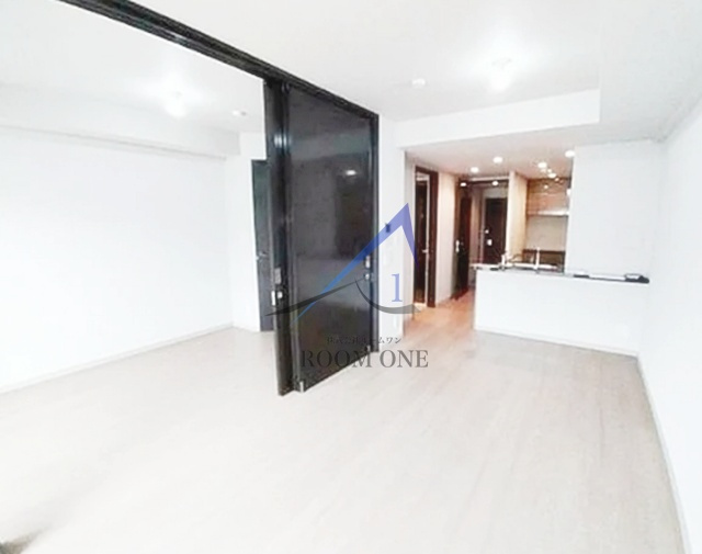 ザ・パークハウス三軒茶屋の居間・リビング|洋室のお部屋です。