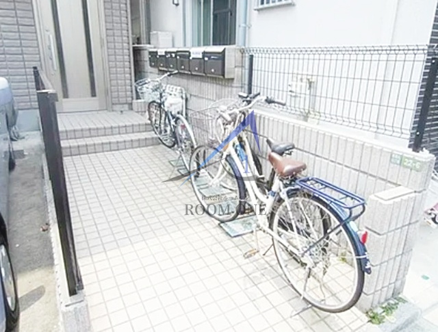 カーサエテルノのその他共用部分|駐輪スペースです。