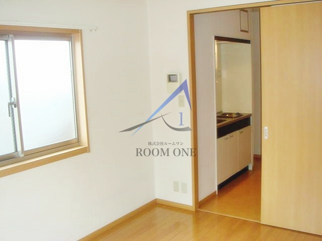 カーサエテルノの居間・リビング|洋室のお部屋です。