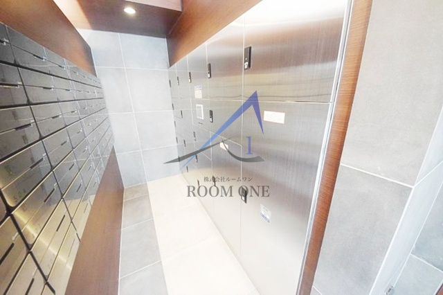 クレヴィスタ綾瀬のその他共用部分|宅配ボックスです。