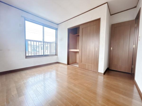 宇都宮市御幸本町　４ＬＤＫ　中古住宅の洋室