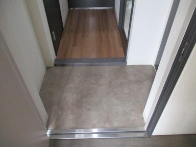 【玄関】 | シェルズ高槻