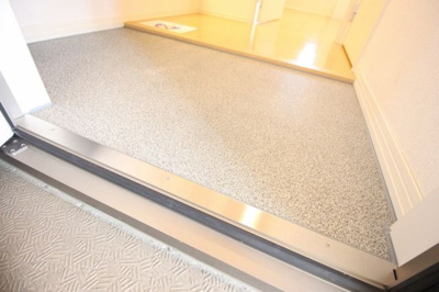 【玄関】 | エルウイング