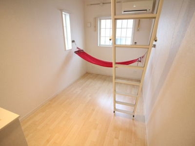 【洋室】 | エスパシオデルアモール