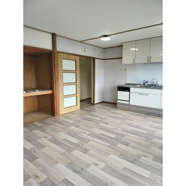 平塚高村団地３５号棟の内装