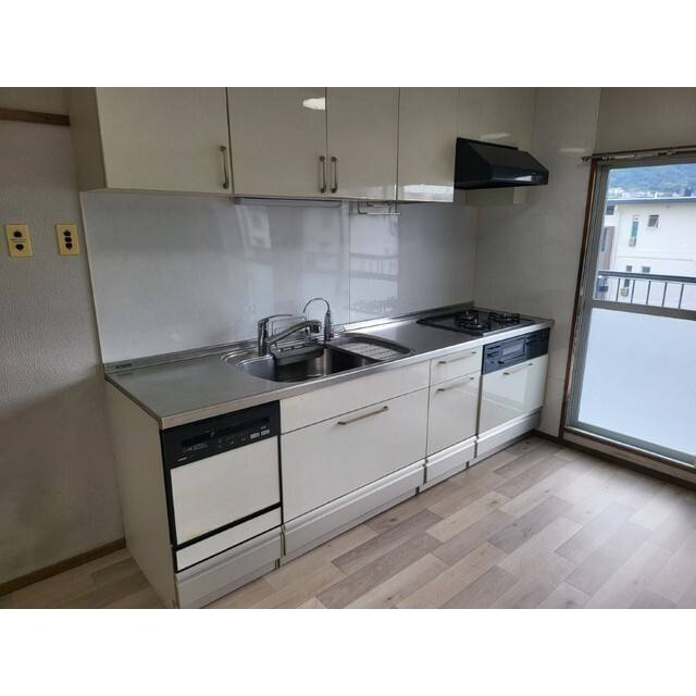 平塚高村団地３５号棟の内装