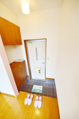 【玄関】クレスタ神谷