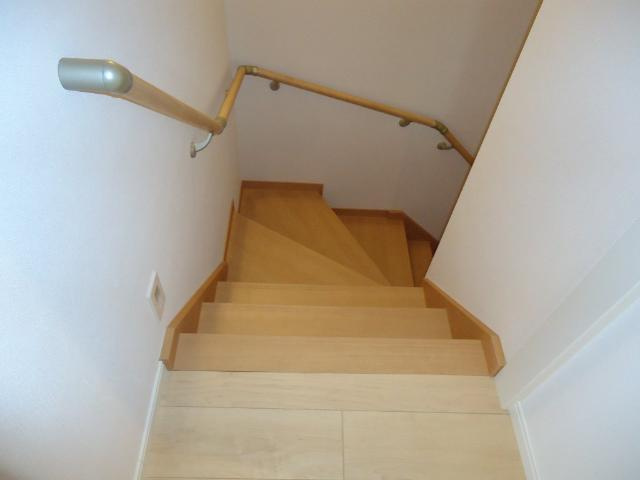 カモミールのその他|室内階段