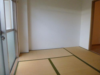 【和室】 | エステートピアみどりヶ丘