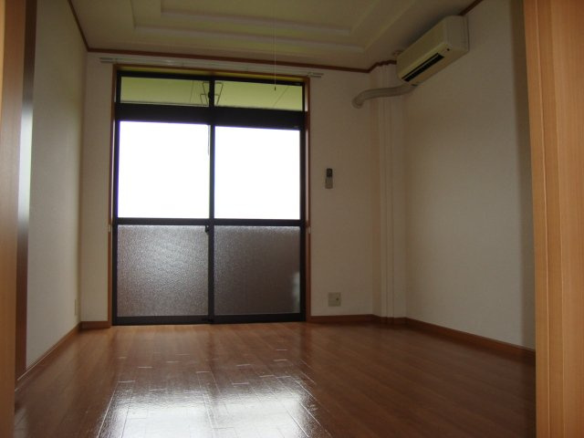 スマイルハイムの内装|洋室