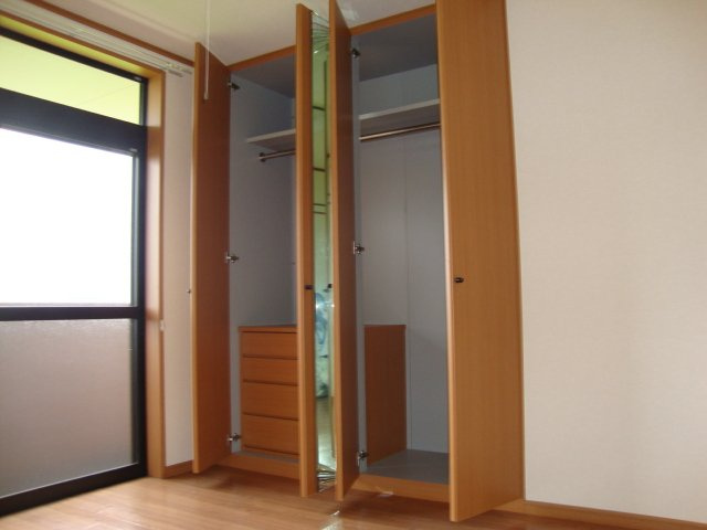 スマイルハイムの収納|クローゼット