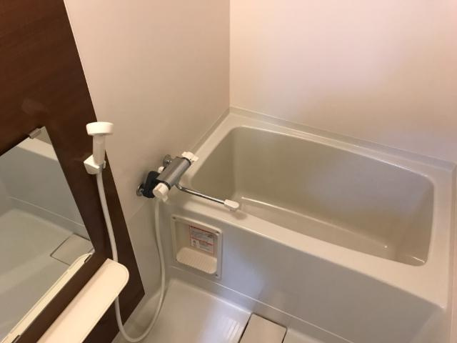 インホア南成瀬の浴室|バス