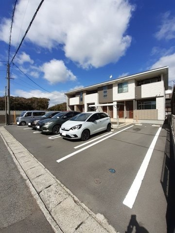 ノアーズアークテラスの駐車場