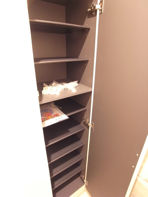 リブリ・インフロントの収納