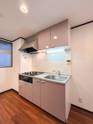 【キッチン】 | 秋山ビル